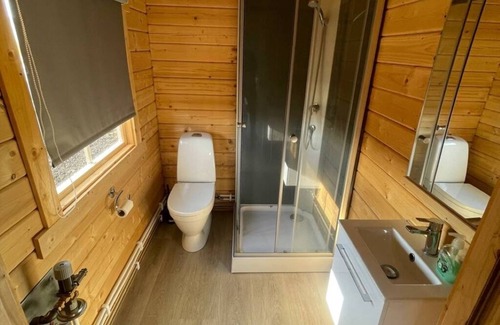 Hvammstangi Cottage | Cozy Cottage on Hillside with Breathtaking Mountain Views, 3 mins from Route 1