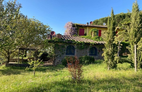 Neri Cottage | Cozy cottage with large pool among olive trees on the Chianti hillside