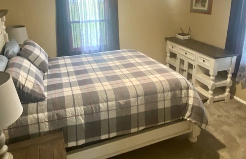 Heise House | Cozy, Country Home-Beautiful Setting & Recreation