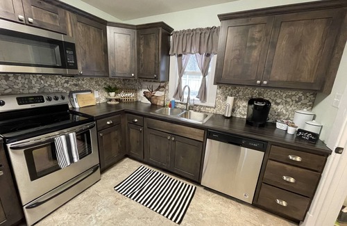 Casper House | Cozy Downtown Home 🏘