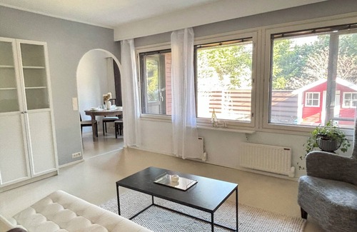 Espoo Apartment | Cozy family apartment next to Helsinki with free parking and peaceful area