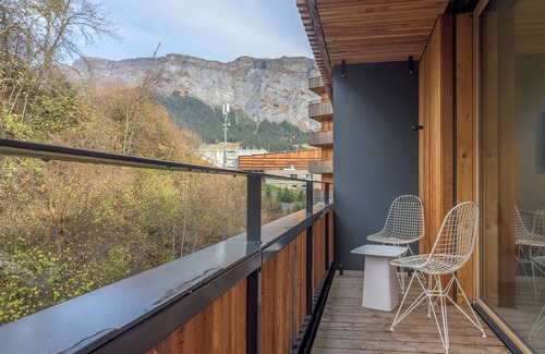 Flims Apartment | Cozy Family-Friendly Apartment with Stunning Mountain Views in Flims.