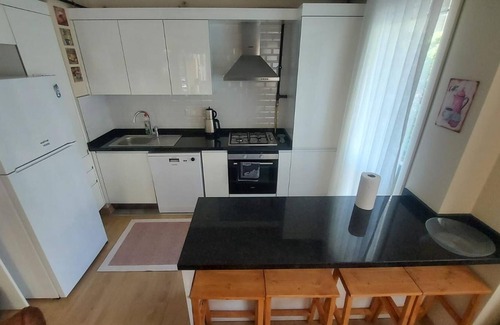Bakırkoy Apartment | Cozy Flat 10 min to Aqua Florya Mall in Bakirkoy
