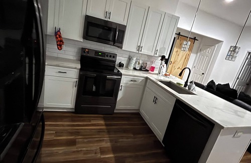 East Point House | Cozy Gateway in East point Near Airport