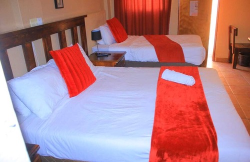 Phalaborwa Bed & Breakfast | Cozy guesthouse - 5 minute the Kruger National Park!