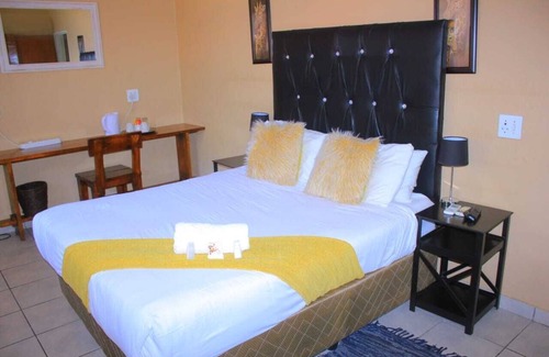 Phalaborwa Bed & Breakfast | Cozy guesthouse - 5 minute the Kruger National Park!