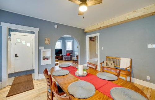 Hart House | Cozy Hart Getaway with Fire Pit Less Than 1 Mi to Lake!