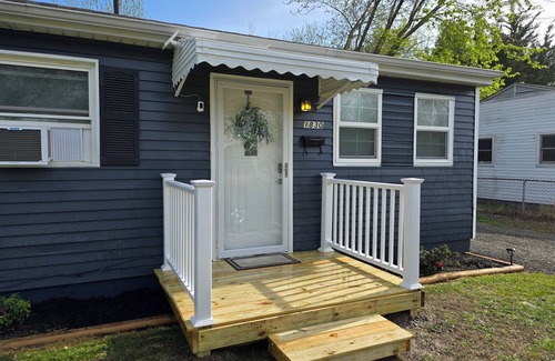 Hampton House | Cozy Haven in Hampton Roads – Near Beaches, Military Bases & Historic Sites!