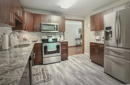 Hudson House | Cozy Historical Hudson