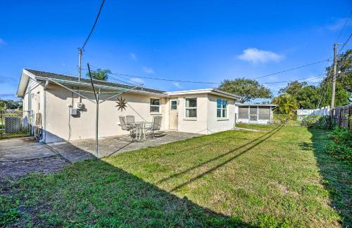 Forest Hills House | Cozy Holiday Home with Yard about 5 Mi to Beach!