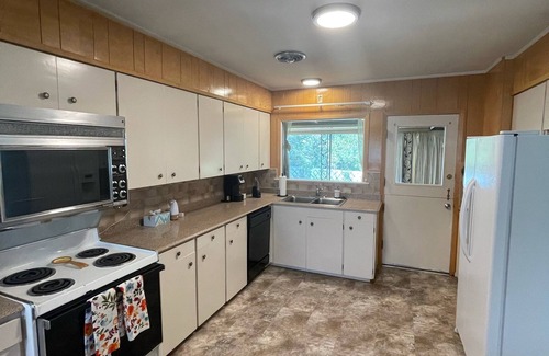 Pocatello House | Cozy Home Across From Holt Arena and ISU Campus!
