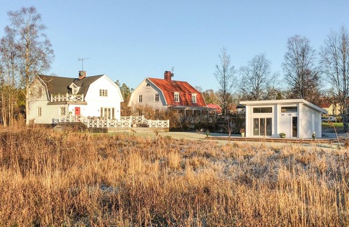 Ammeberg House | Cozy home in åmmeberg with WiFi