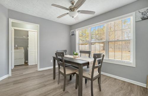 Clarkdale House | Cozy home in Austell