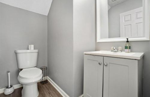 Clarkdale House | Cozy home in Austell