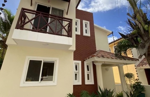 Dominicus House | Cozy home in Dominicus 5-Minutes walk from the beach