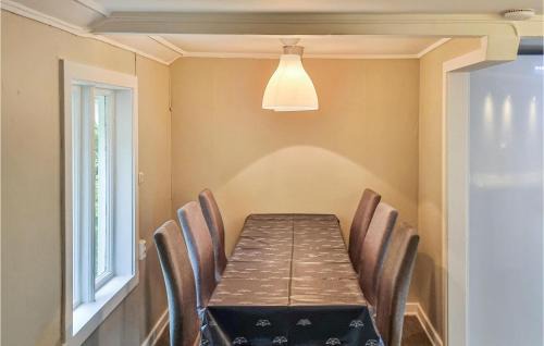 Kristiansund House | Cozy Home In Kristiansund With Wifi