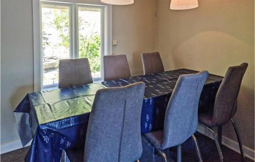 Kristiansund House | Cozy Home In Kristiansund With Wifi