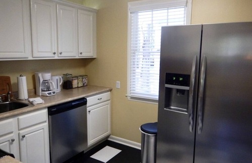 Beaufort House | Cozy Home in prestigious downtown Beaufort neighborhood! Large Fenced Yard!