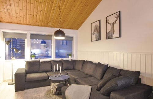 Syssleback House | Cozy home in Sysslebäck with kitchen