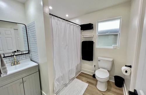 Sumter House | Cozy Home Minute From Downtown