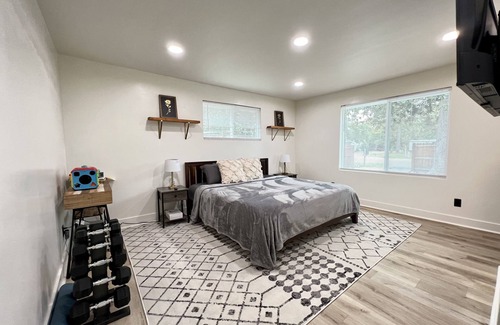 Sumter House | Cozy Home Minute From Downtown