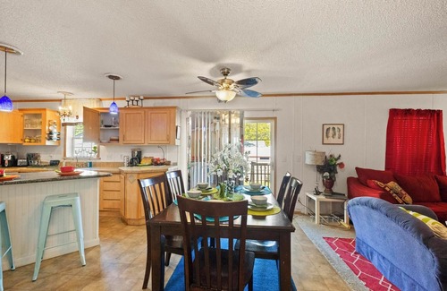Pensacola House | Cozy Home Near Pensacola &Perdido Key Beaches, Next 2 NAS. Ideal 4Longterm stays