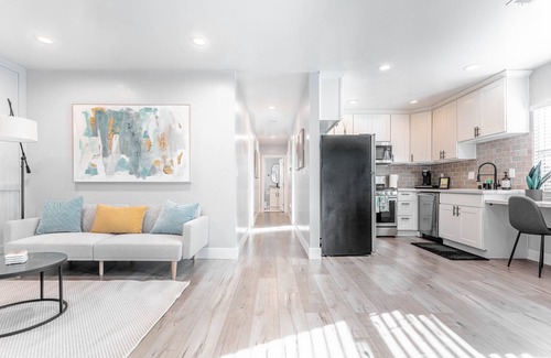 Southeastern Sacramento House | Cozy Home W loft near UCDavis Med Center/Downtown Sacramento Free parking