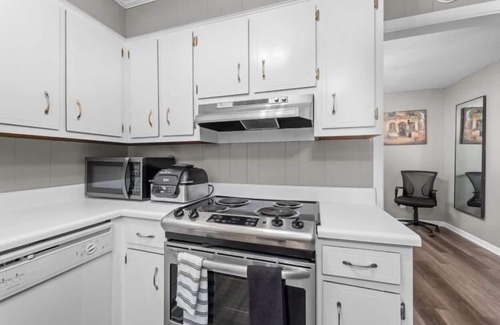 Gracewood House | Cozy Home with everything you need at your finger tips.