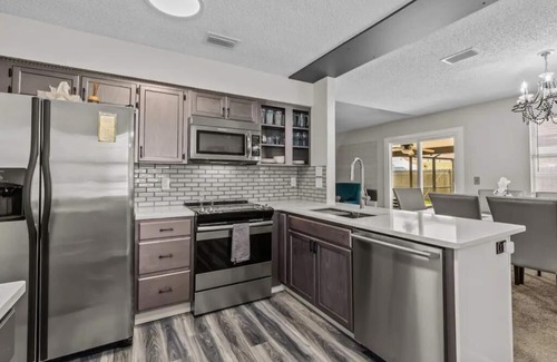 Westside House | Cozy Home with Heated Private Pool and Pationn