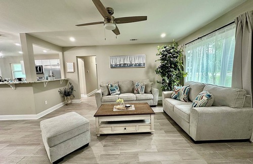 Brunswick House | Cozy home with modern interior fur-baby friendly. Near The Golden Isles Georgia