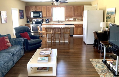 Oakland Other | Cozy house close to Mammoth Cave and Bowling Green