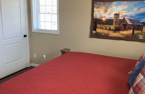 Oakland Other | Cozy house close to Mammoth Cave and Bowling Green