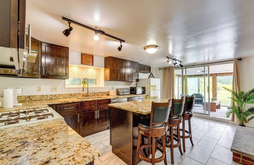 Stow House | Cozy House on Meadowbrook Lake: Serene, Scenic!