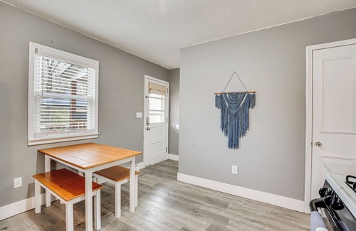 Kansas City House | Cozy Kansas City Home - 3 Mi to Worlds of Fun!