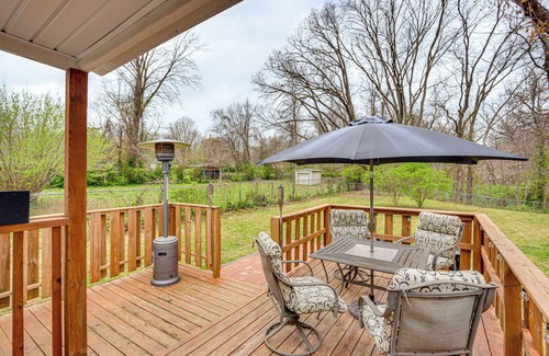 Kansas City House | Cozy Kansas City Home - 3 Mi to Worlds of Fun!