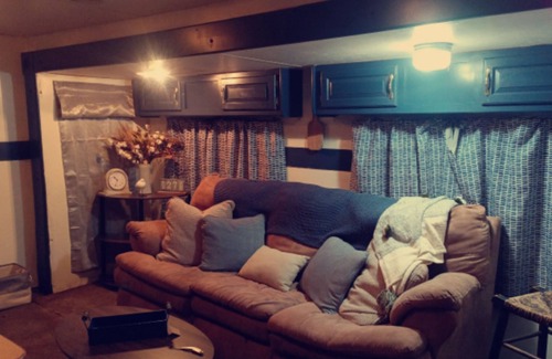 Fair Play Villa | Cozy lake front retreat ! Anglers Haven or sipping coffee on the covered porch.