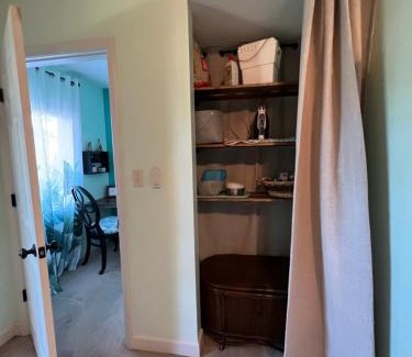 Myrtle Grove Apartment | Cozy loft with parking and private patio w/grill