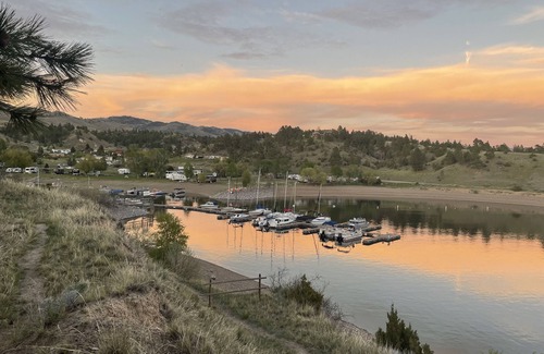 Helena House | Cozy Log Cabin #2 on Beautiful Canyon Ferry Lake