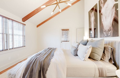 Cabarrus County Other | Cozy luxurious log cabin near the rocky river