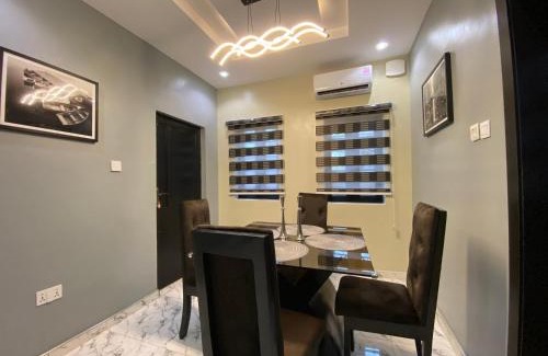 Sagamu Apartment | Cozy Luxury Apartments