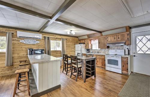 Saint David House | Cozy Maine Lakefront Cabin Rental