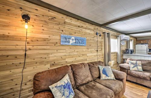 Saint David House | Cozy Maine Lakefront Cabin Rental