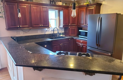 Martinez House | Cozy Master’s Retreat