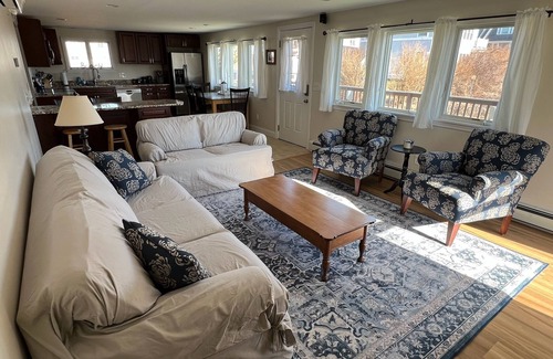 Matunuck Cottage | Cozy Matunuck Coastal Escape - Wake up at the beach! Last min avail w/o 8/9