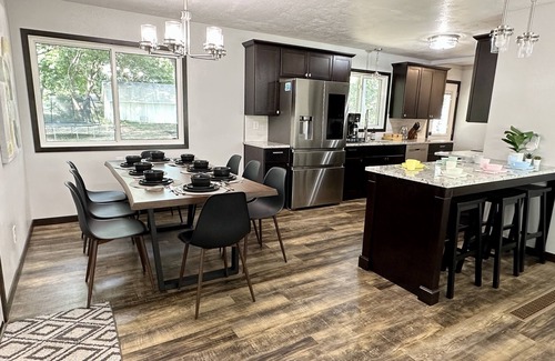 Sioux Falls House | Cozy Modern Spa ~ Family Fun meets Serene Luxury