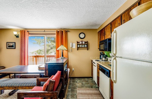Boise Condo | Cozy mountain condo- ski to lifts, lodge & slopes