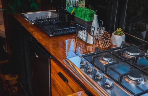 Omitlan de Juarez House | Cozy Mountain-View Container Retreat K NAJ