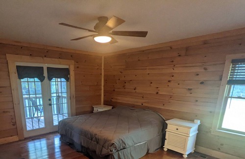 Union Mills Cabin | Cozy NC Cabin in quiet, gated community