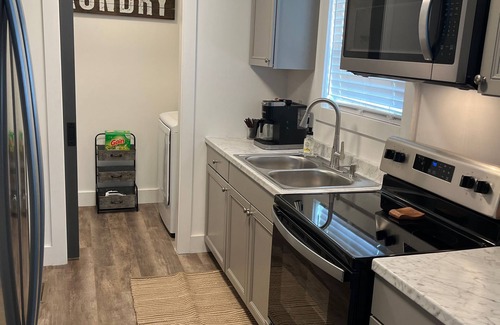 Dalton House | Cozy New Build Home-3BR, 2BA-Dalton, Ga