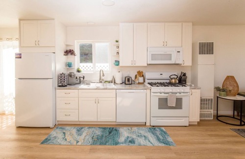 Shelter Cove House | Cozy Oceanview Hideaway#1 on Golf Course/Airport